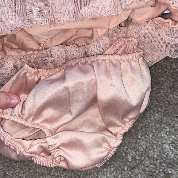 Cynthia Rowley blush pink outfit - Picture 3 of 5